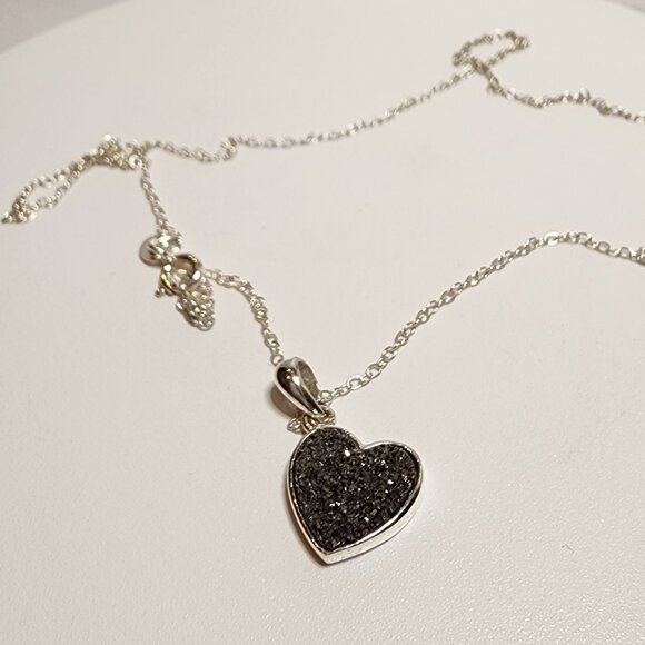 925 Druzy Quartz Heart Silver Necklace - Picture 4 of 7